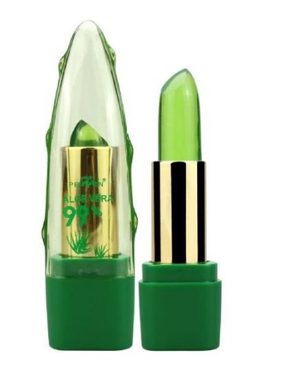"Transform with Best Lip Plumper Lip Gloss featuring Aloe Vera Gel for vibrant, moisturized lips."
