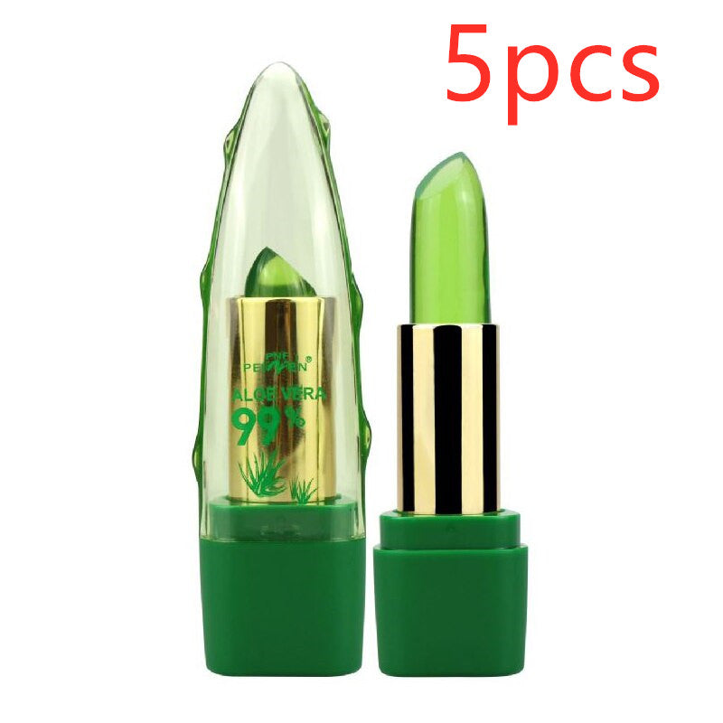 "Transform with Best Lip Plumper Lip Gloss featuring Aloe Vera Gel for vibrant, moisturized lips."