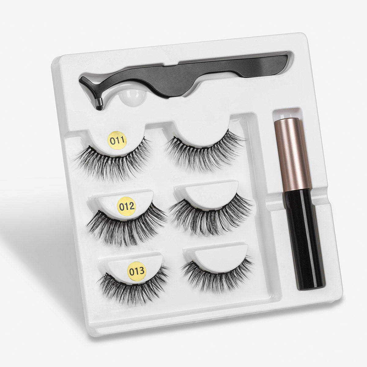 "Elevate your gaze effortlessly with Fashionable False Eyelashes – Magnetic allure for stunning, natural-looking lashes." image7