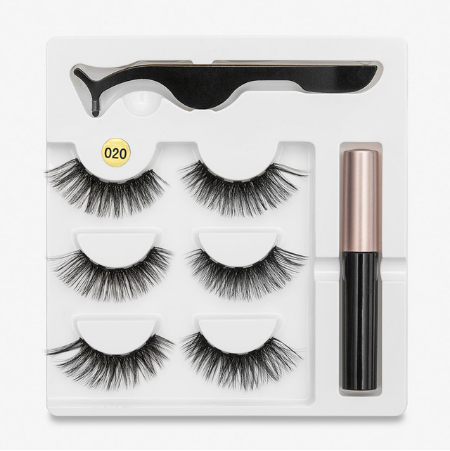 False Eyelashes With Magnets In Fashion