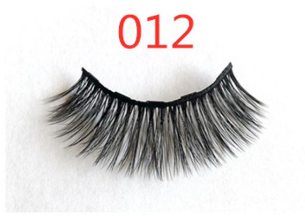 False Eyelashes With Magnets In Fashion