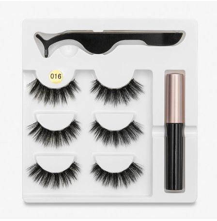 False Eyelashes With Magnets In Fashion