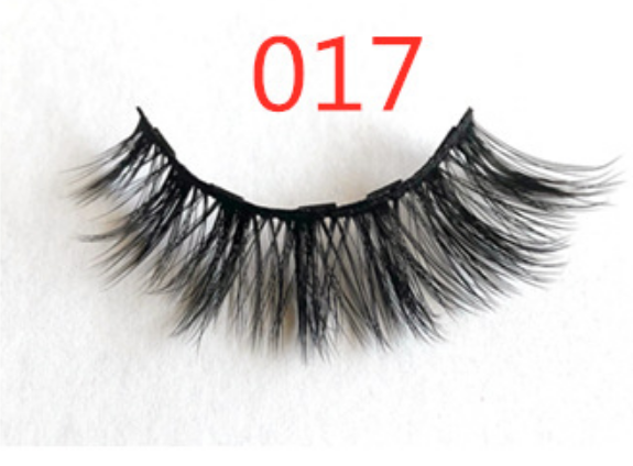 False Eyelashes With Magnets In Fashion