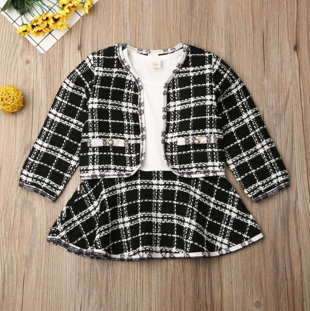 "Charming Long-sleeved Two-piece Baby Dress Set: Small Incense Wind Suit - Irresistible comfort and style." image 6