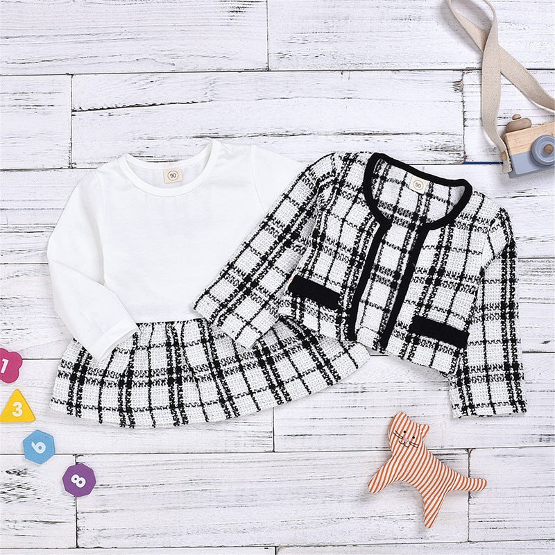 "Charming Long-sleeved Two-piece Baby Dress Set: Small Incense Wind Suit - Irresistible comfort and style." image 3