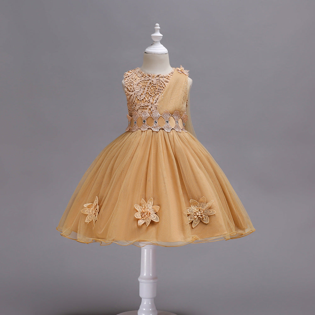 Charming baby girl dresses available now—soft, stylish, and perfect for every precious moment. image 5