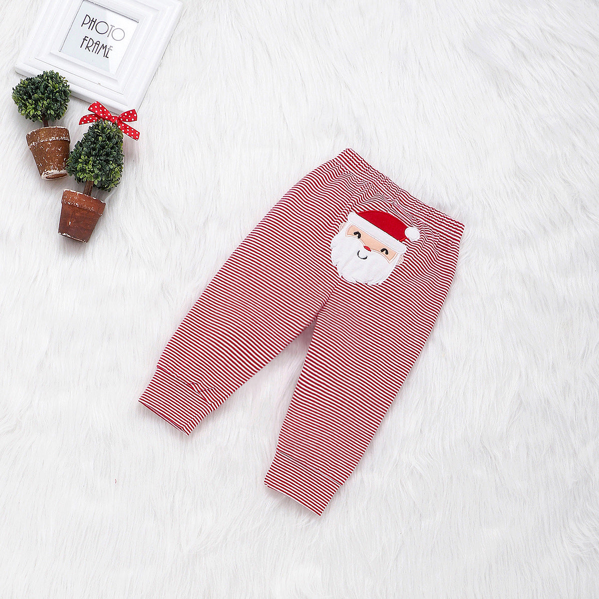 Festive Santa Claus Kids Set: Spread holiday joy with this adorable ensemble—in-store now for celebrations! image 5