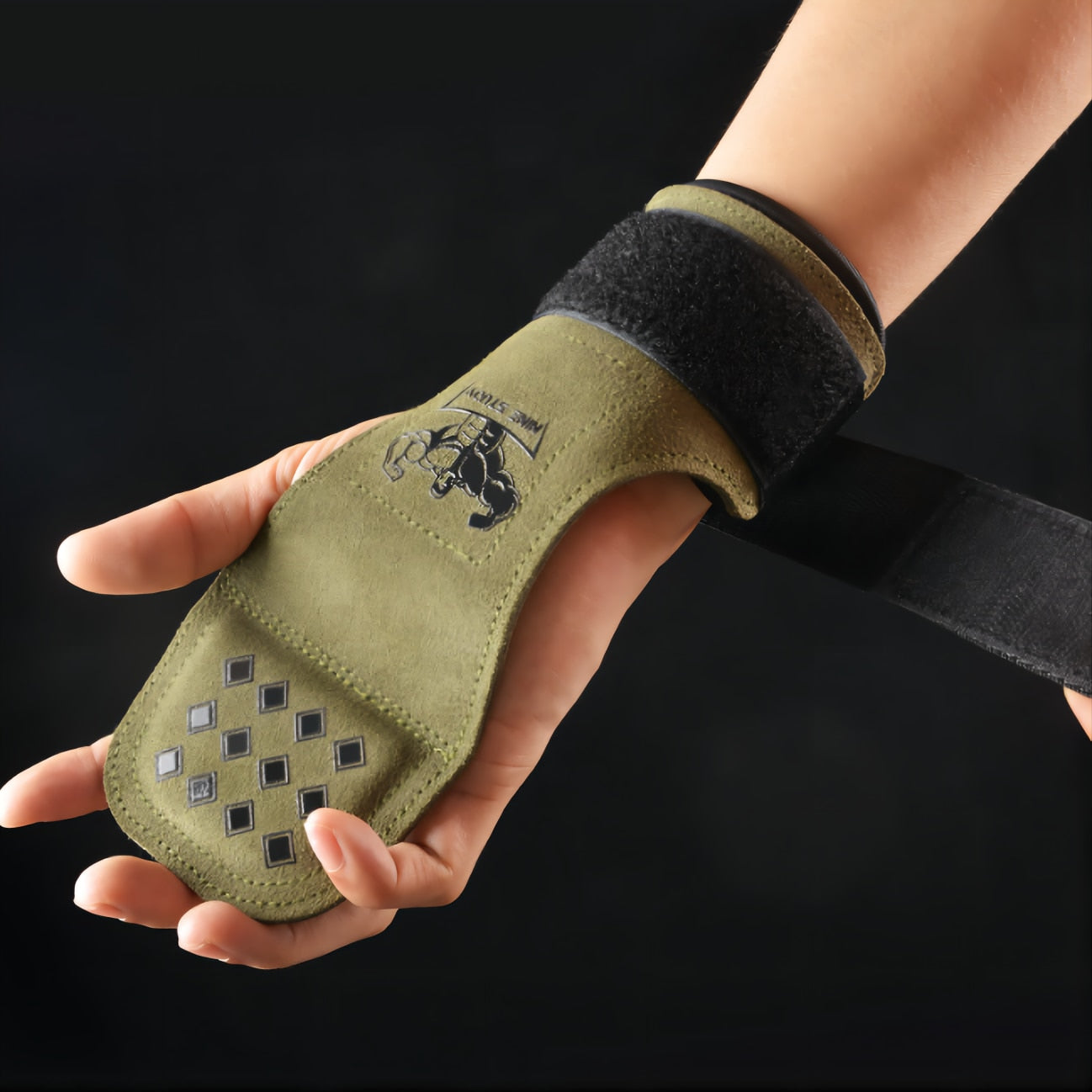 New Leather Gym Gloves Pull-ups Lifting Gymnastic Crossfit Anti-Skid Belt