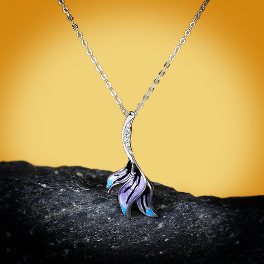 Beautiful Flower Shape Plant Necklace