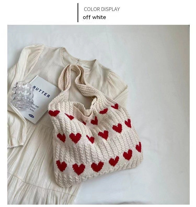  "Chic Heart-shaped Knitted Woven Shoulder Bag – Elevate your style with this trendy side bag."