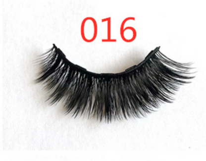False Eyelashes With Magnets In Fashion