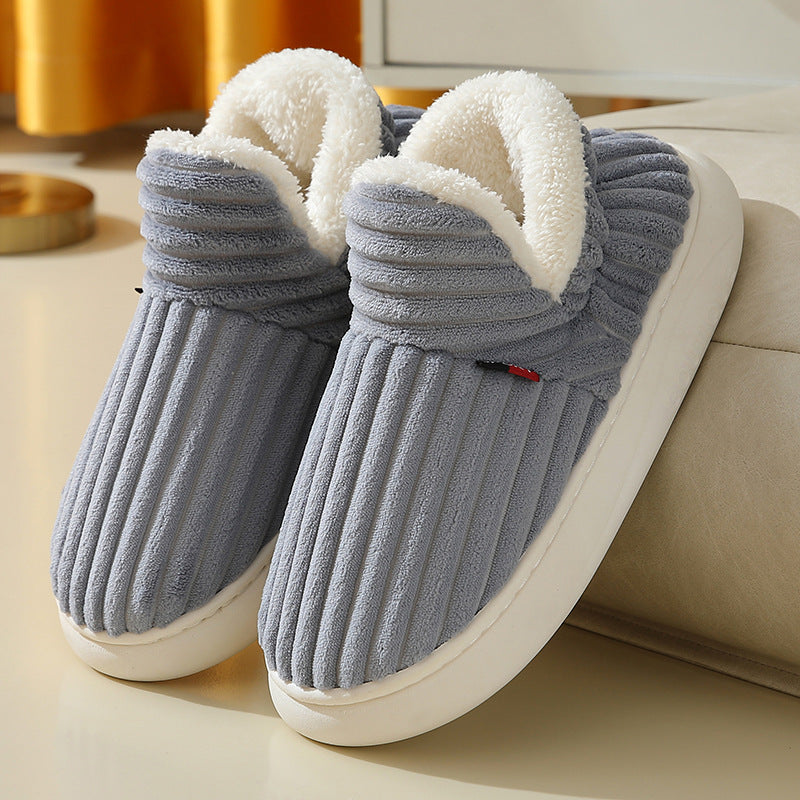 Stay stylishly warm with our fleece-lined platform cotton shoes—full heel wrap for comfort and trend.