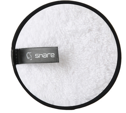  "Discover the makeup remover puff: convenient facial wipes for effortless cleansing. Available now!"