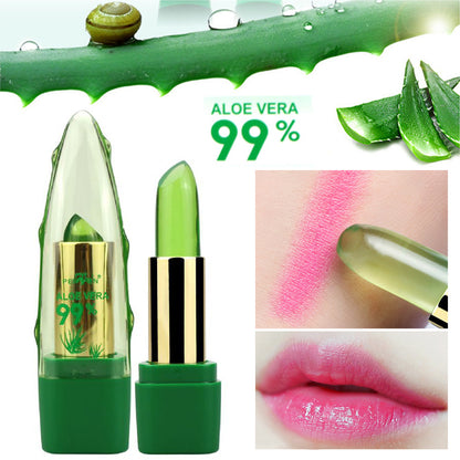 "Transform with Best Lip Plumper Lip Gloss featuring Aloe Vera Gel for vibrant, moisturized lips."