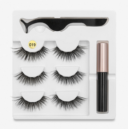 False Eyelashes With Magnets In Fashion