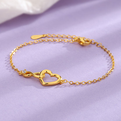  "Capture her heart with our exquisite Heart-Shaped Love Bracelet – the perfect Valentine's Day gift!"