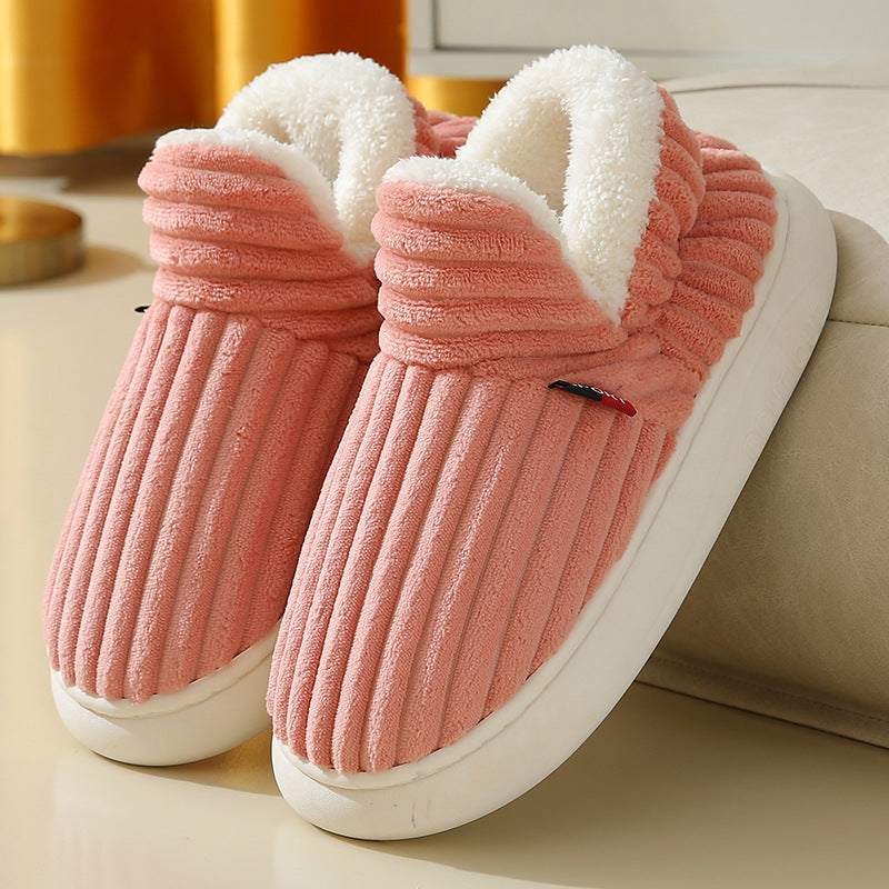 Stay stylishly warm with our fleece-lined platform cotton shoes—full heel wrap for comfort and trend.