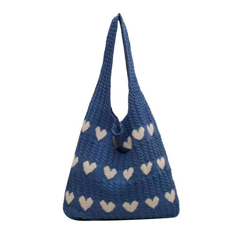  "Chic Heart-shaped Knitted Woven Shoulder Bag – Elevate your style with this trendy side bag."