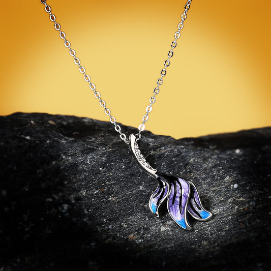 Beautiful Flower Shape Plant Necklace