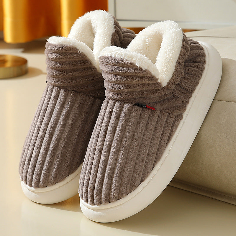 Stay stylishly warm with our fleece-lined platform cotton shoes—full heel wrap for comfort and trend.
