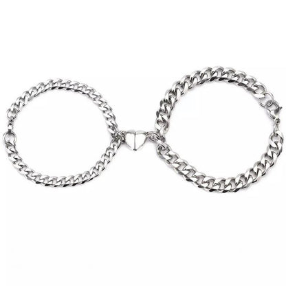 Europe And America Cool Style Love Bracelet Made Of An Old Pair Of Magnetite Lovers' Handwear